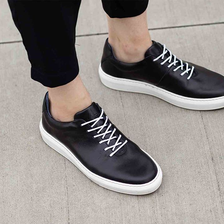 Teny Black 