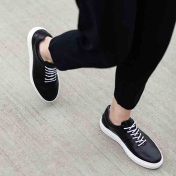 Teny Black 